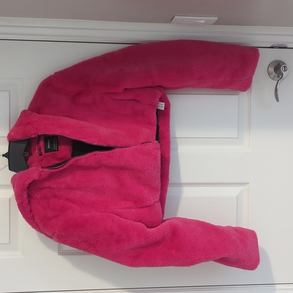 Cropped fuzzy jacket - Picture 1 of 3